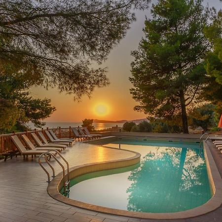 Greek Pride Cronwell Rahoni Hotel (Adults Only) Nea Skioni Exteriör bild