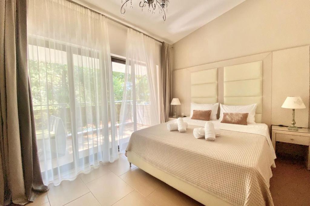 Greek Pride Cronwell Rahoni Hotel (Adults Only) Nea Skioni Exteriör bild