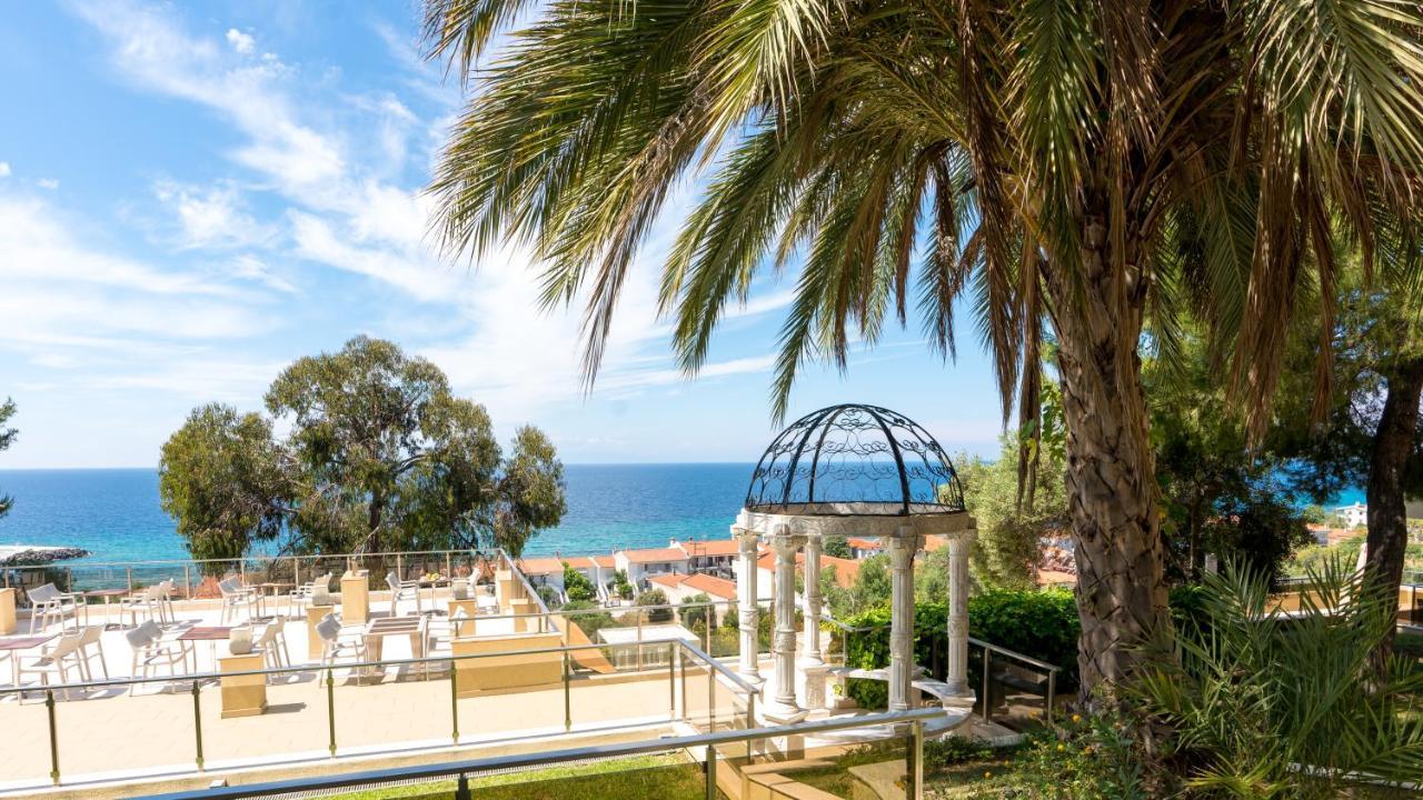 Greek Pride Cronwell Rahoni Hotel (Adults Only) Nea Skioni Exteriör bild