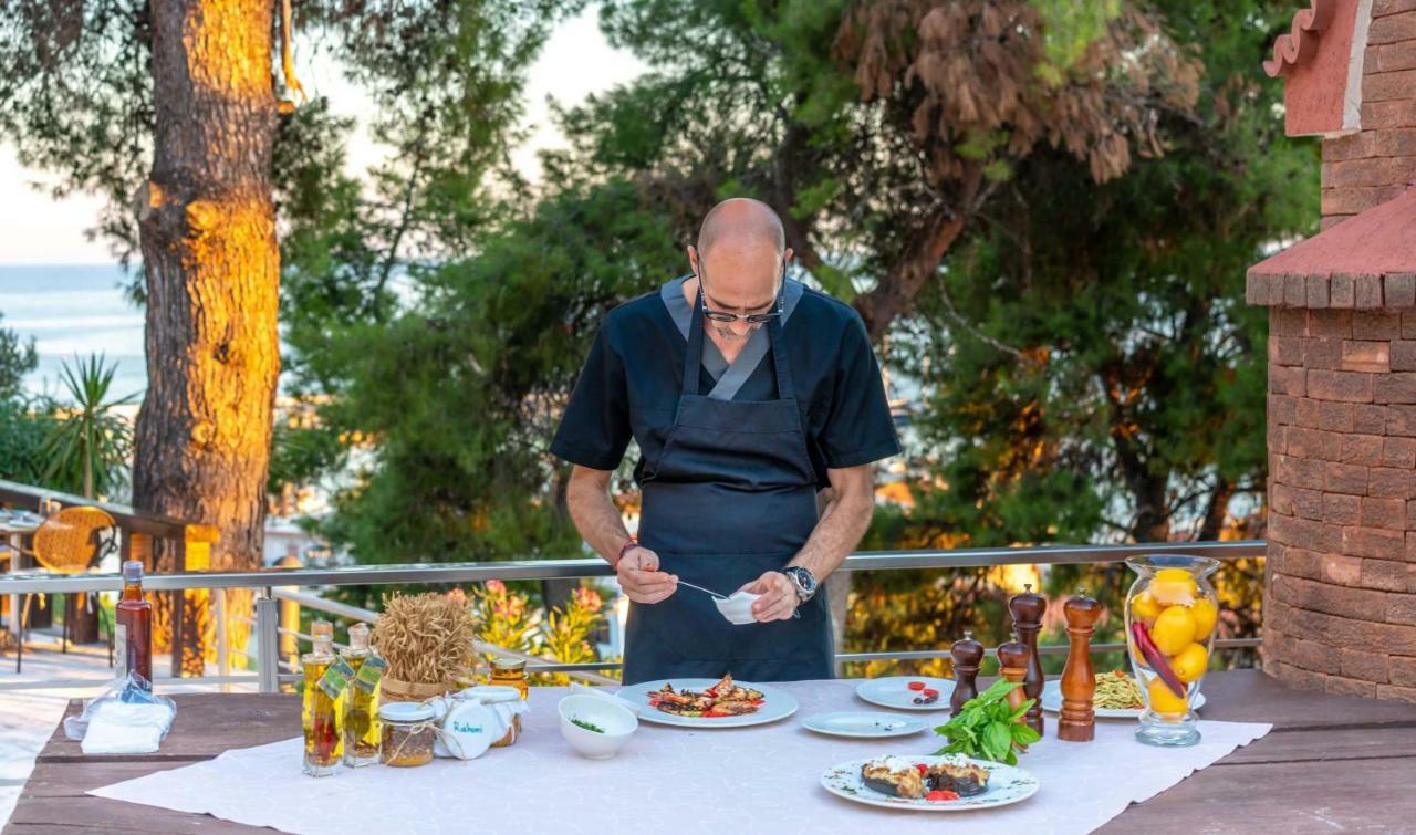 Greek Pride Cronwell Rahoni Hotel (Adults Only) Nea Skioni Exteriör bild
