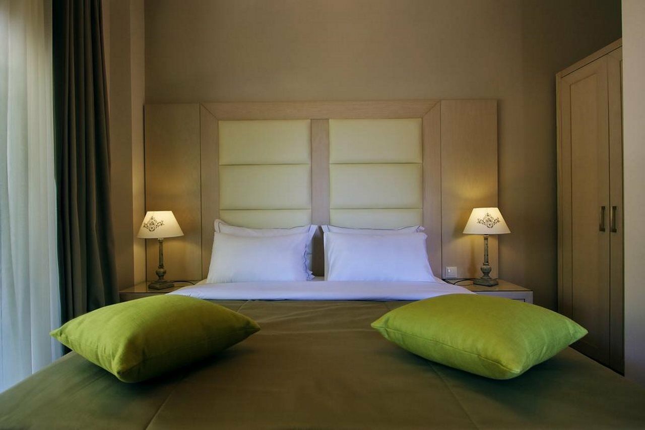 Greek Pride Cronwell Rahoni Hotel (Adults Only) Nea Skioni Exteriör bild