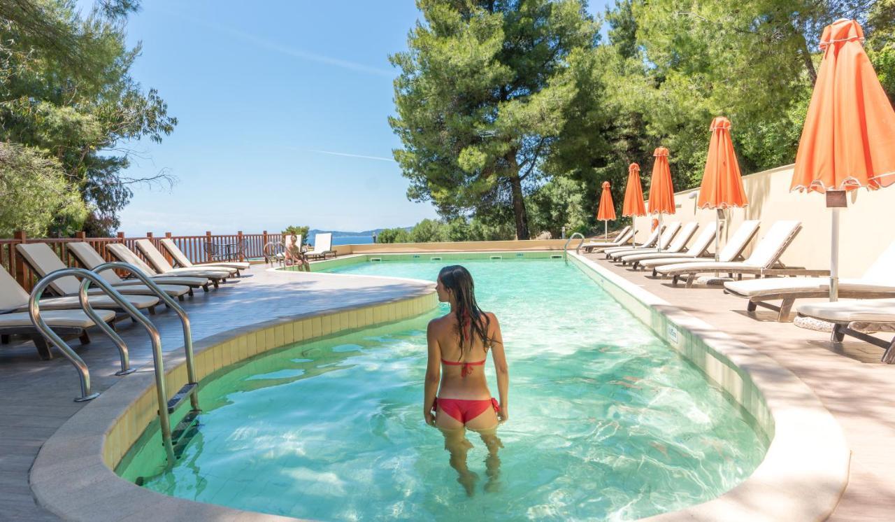 Greek Pride Cronwell Rahoni Hotel (Adults Only) Nea Skioni Exteriör bild